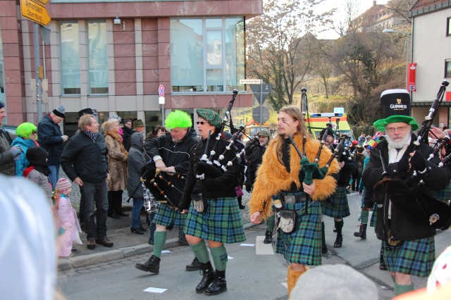 We were also a bit surprised the the strong presence of bagpipes... There were a couple of other marching scots groups, too...